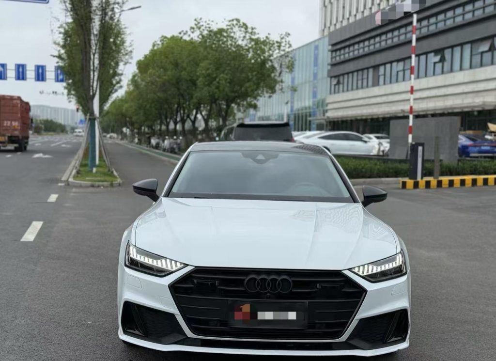 Audi A7 2022, модель 45 TFSI - Huishida Trading