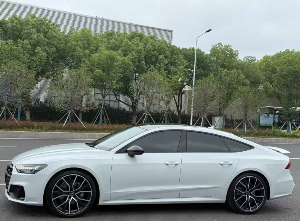 Audi A7 2022, модель 45 TFSI - Huishida Trading