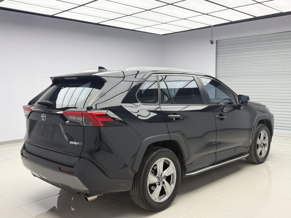 Toyota RAV4 2021 CVT 2WD Style PLUS Edition - Huishida Trading