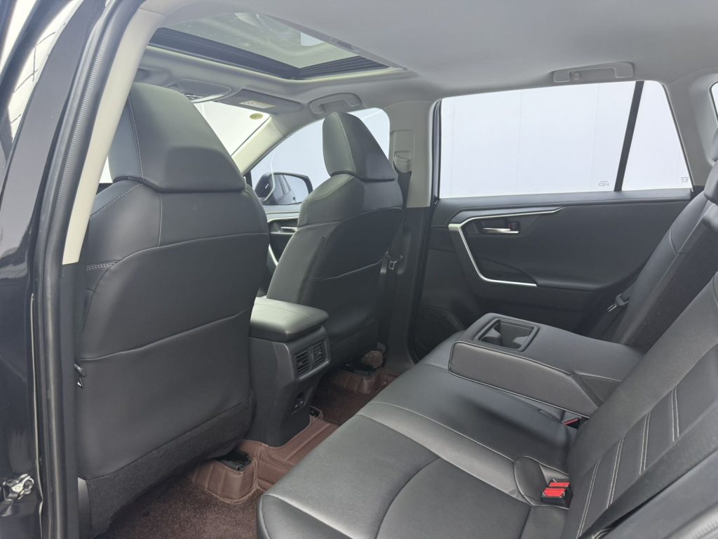 Toyota RAV4 2021 CVT 2WD Style PLUS Edition - Huishida Trading