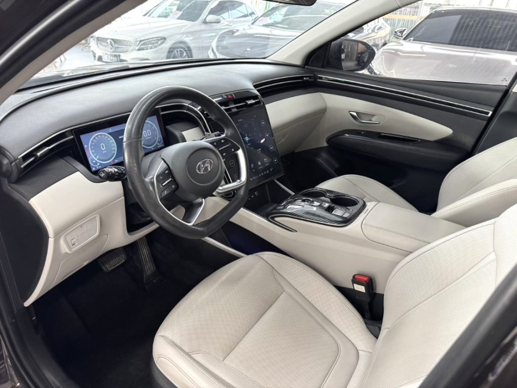 Hyundai Tucson 2021 L 1.5T 2WD LUX Premium Edition - Huishida Trading
