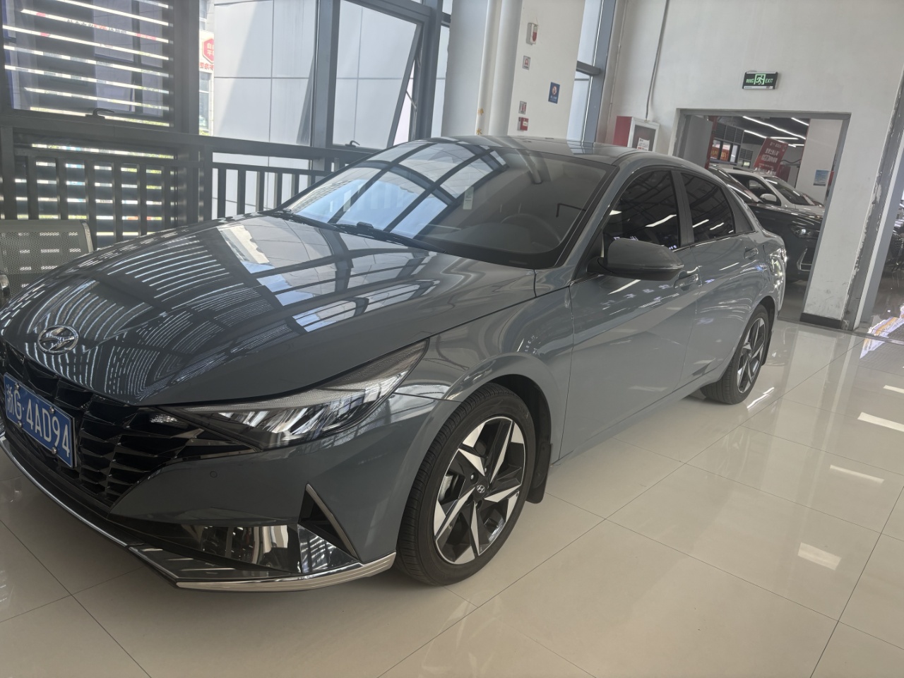 Hyundai Elantra 2021 1.5L CVT LUX Premium VI