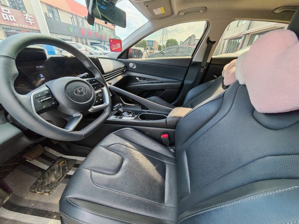 Hyundai Elantra 2022 1.5L CVT LUX Premium VI - Huishida Trading