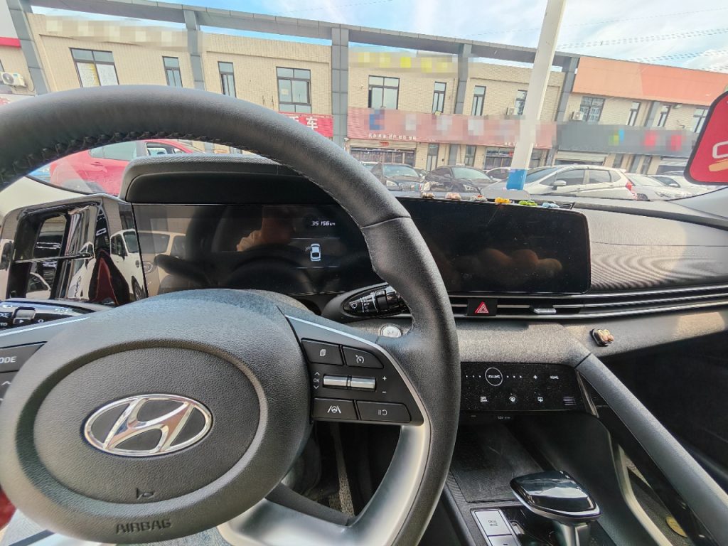 Hyundai Elantra 2022 1.5L CVT LUX Premium VI - Huishida Trading