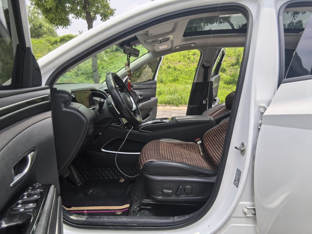 Hyundai Tucson 2021 L 1.5T 2WD LUX Premium - Huishida Trading