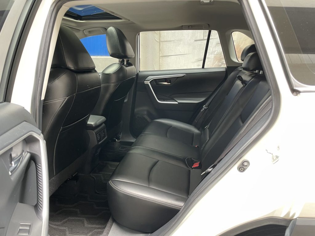 Toyota RAV4 2021 2.0L CVT 2WD Style Edition - Huishida Trading