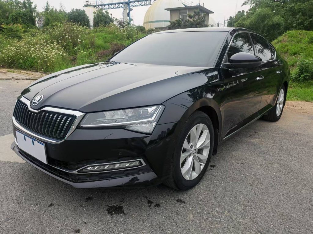 Skoda SUPERB 2019 Facelift Comfort Edition - Huishida Trading