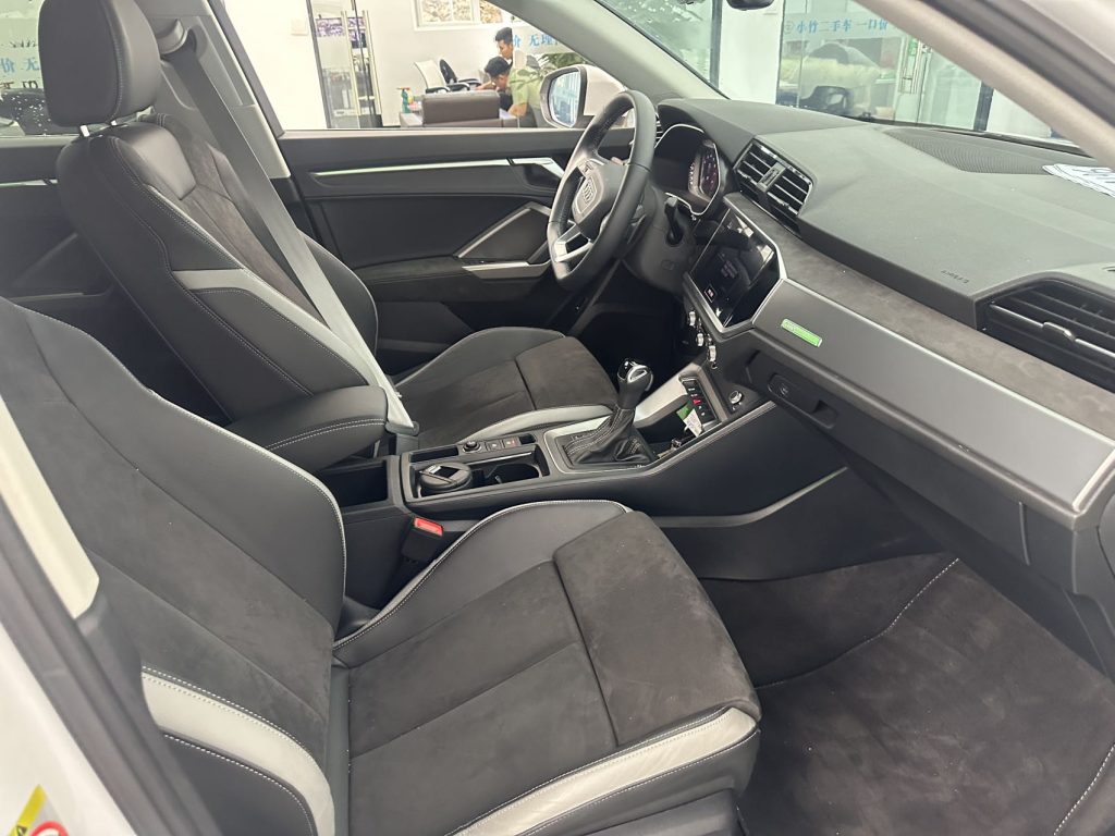 Audi Q3 2021 35 TFSI Fashion Sport - Huishida Trading