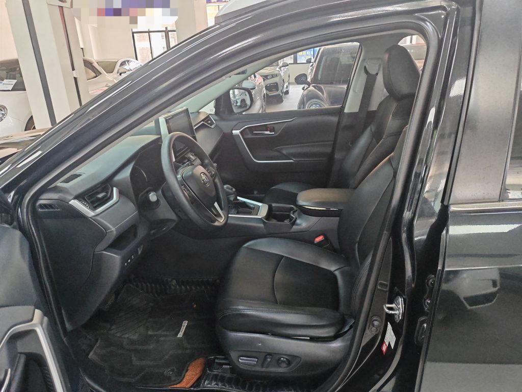 RAV4 2020 2.0L CVT 2WD Style Edition - Huishida Trading