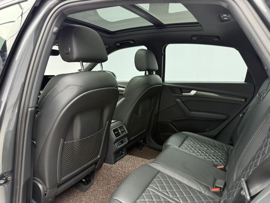 Audi Q5L Sportback 2022 45 TFSI PERFECTION - Huishida Trading