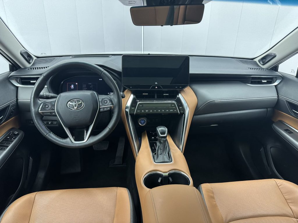 Toyota VENZA 2022 Twin Engine 2.5L CVT 4WD Supreme Edition - Huishida Trading