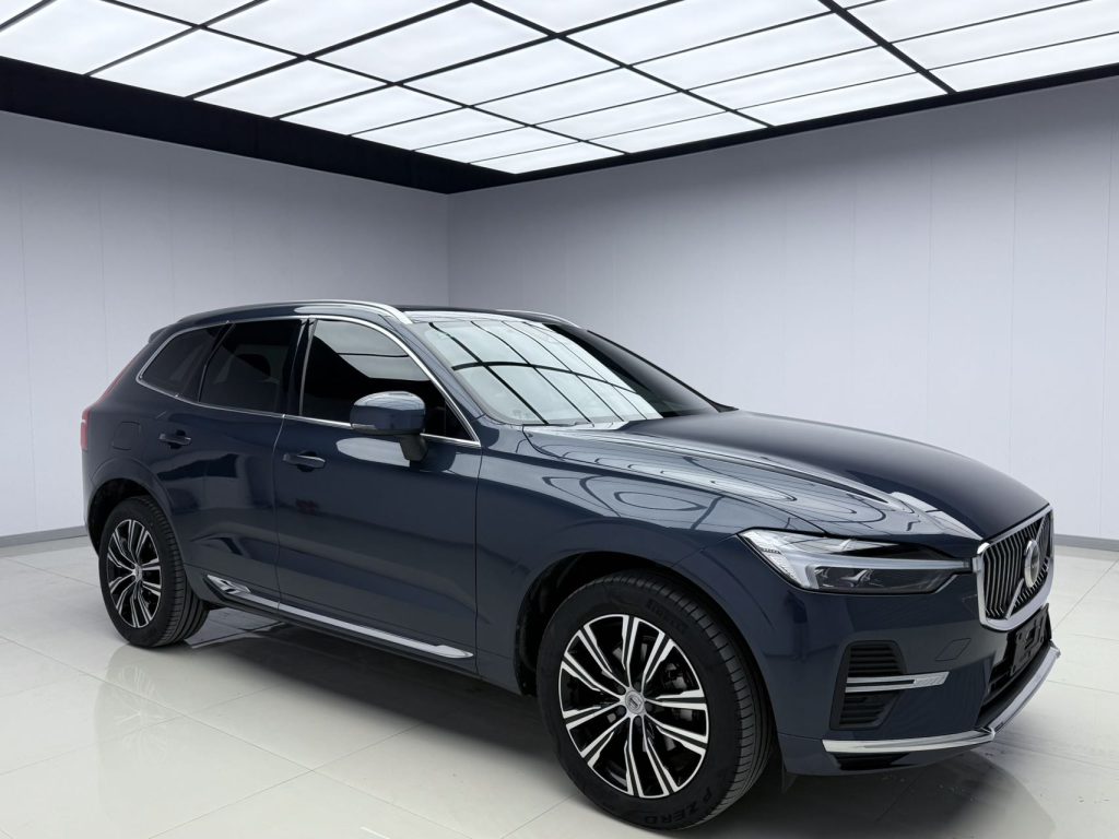 VOLVO XC60 2022 B5 4WD WISE LUXURY - Huishida Trading