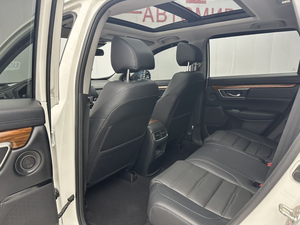 Honda CR-V 2021 240TURBO CVT 2WD Style Edition - Huishida Trading