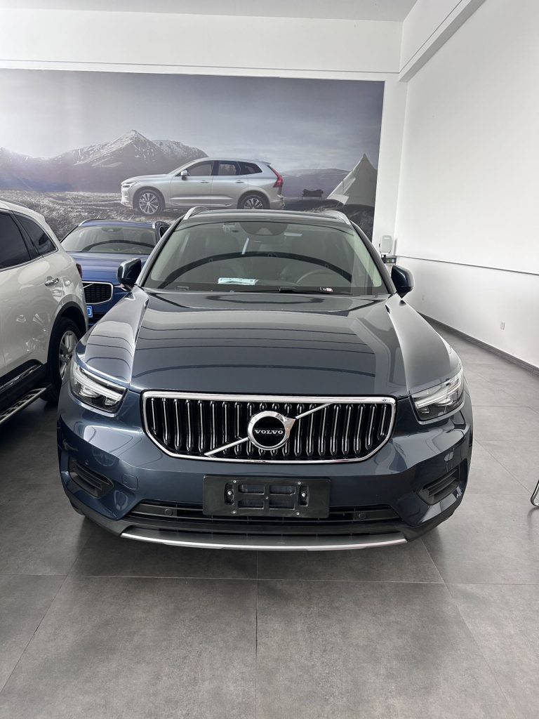 VOLVO XC40 2022 T4 4WD Zhiya Deluxe - Huishida Trading