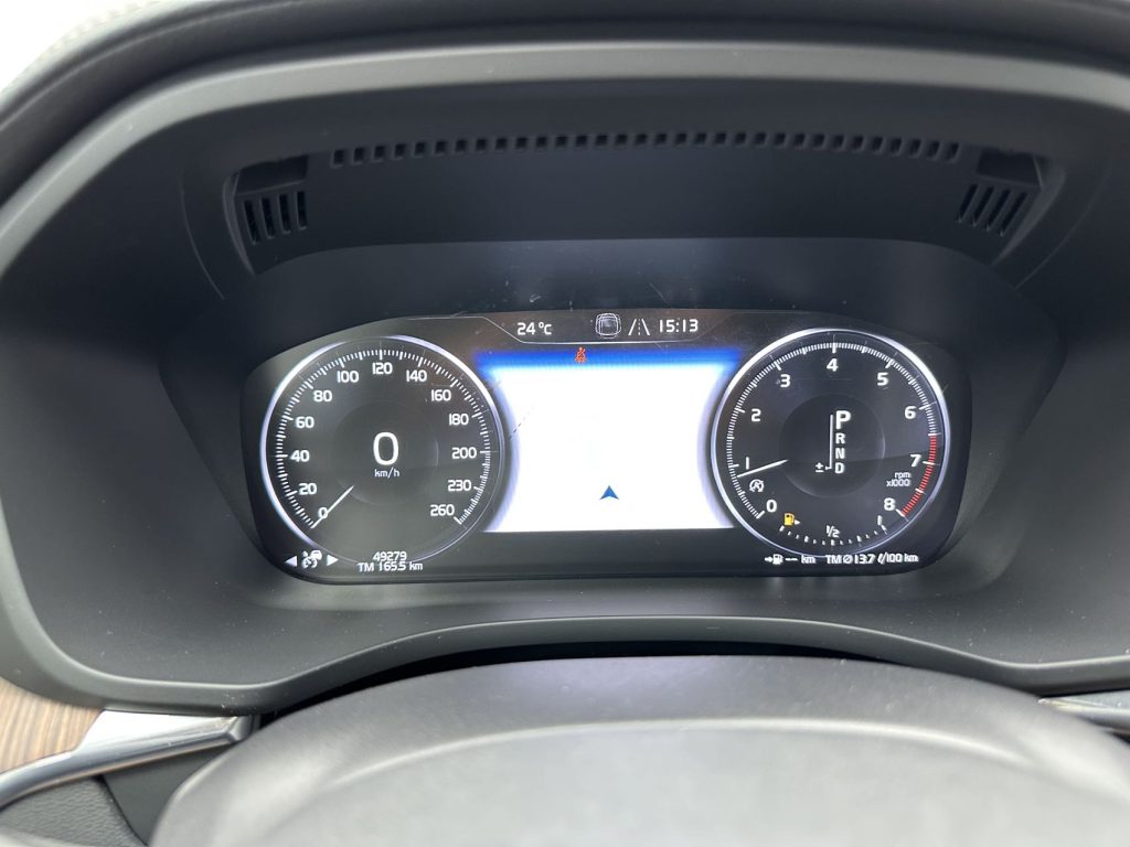 VOLVO XC60 2021 T5 4WD Zhiyuan Deluxe - Huishida Trading