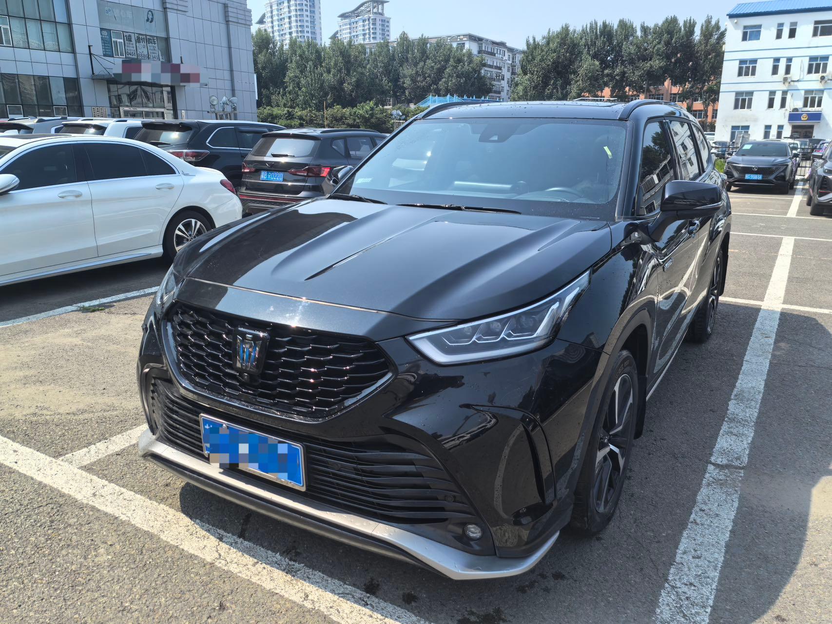 Toyota Crown Kluger 2022 2.5L HEV 4WD Premium