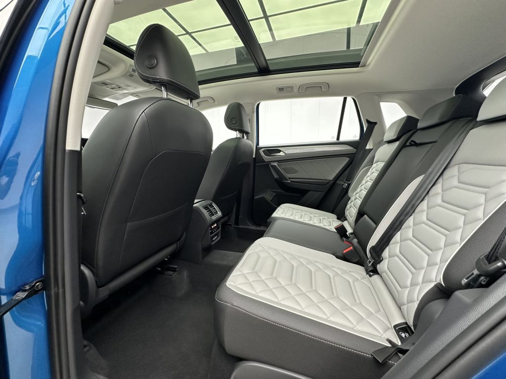 Volkswagen Tayron 2023 380TSI 4WD R-Line High Performance - Huishida Trading