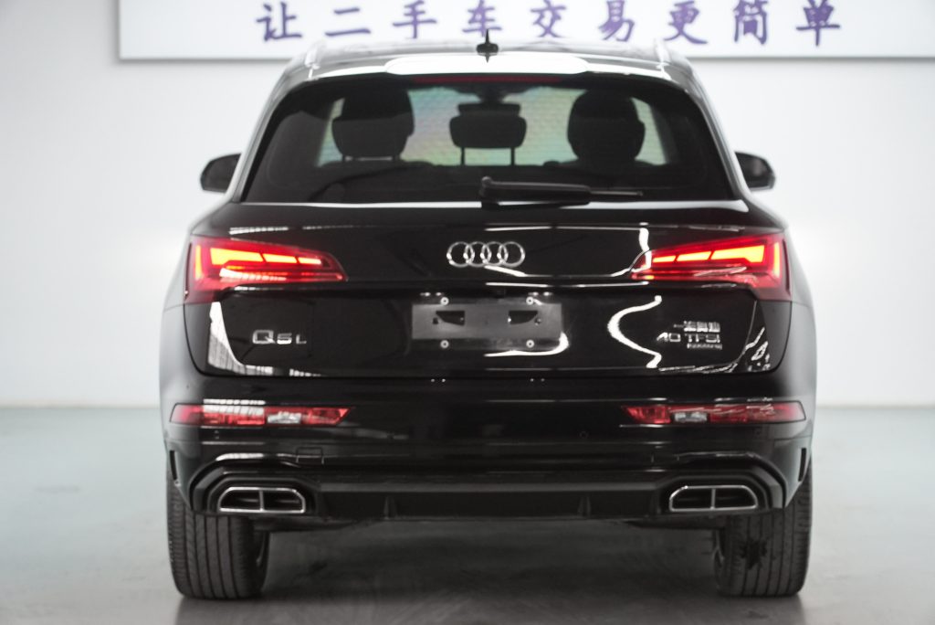 AUDI Q5L 2022 40T Stylish Dynamic - Huishida Trading