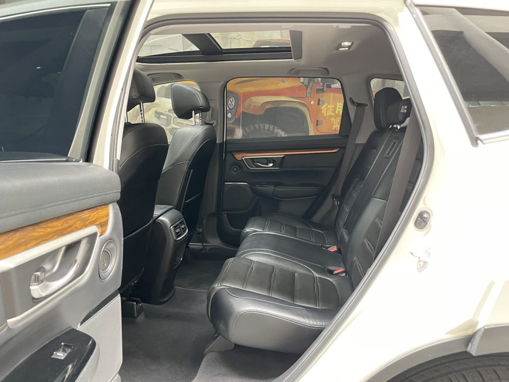 Honda CRV 2021 240TURBO CVT 4WD LUXURY - Huishida Trading