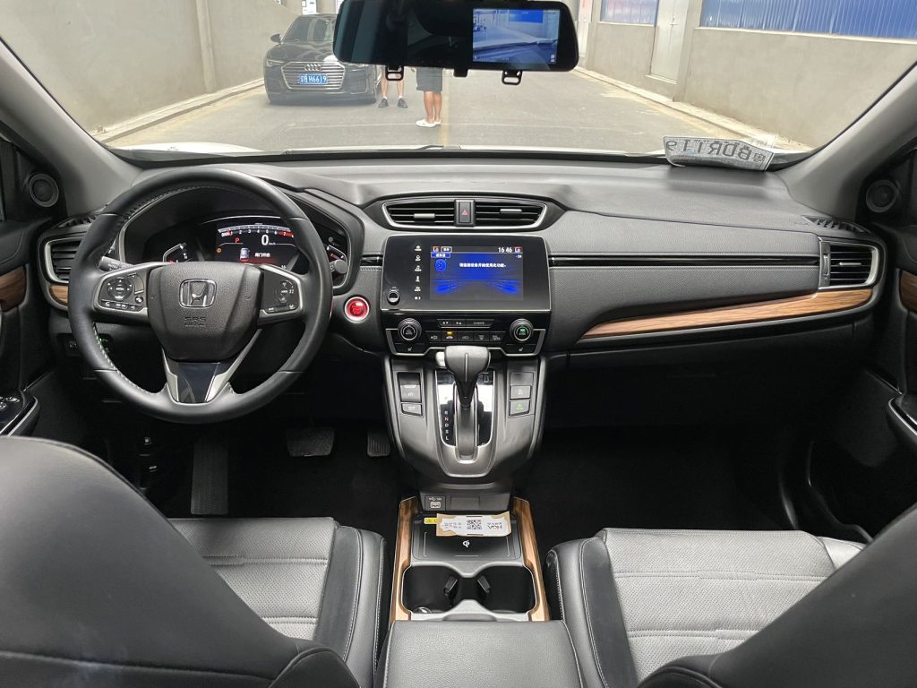 Honda CRV 2021 240TURBO CVT 4WD LUXURY - Huishida Trading