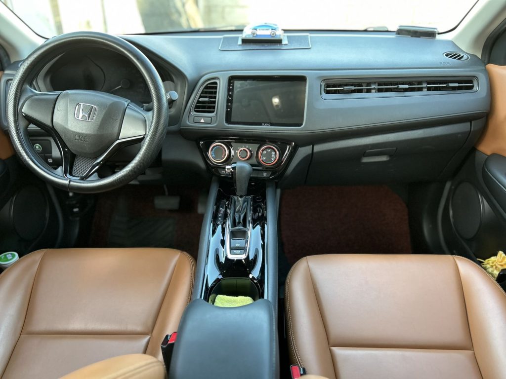 Honda Vezel 2020 1.5L CVT Elite - Huishida Trading