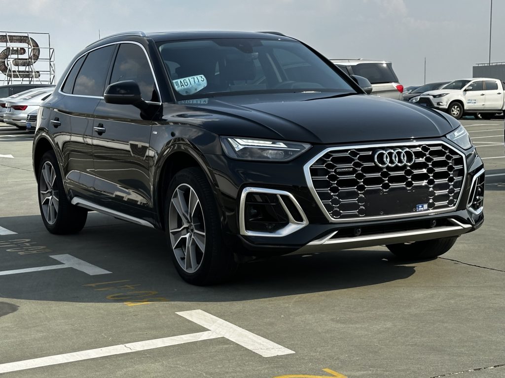 Audi Q5L 2022 45 Luxury Dynamic - Huishida Trading