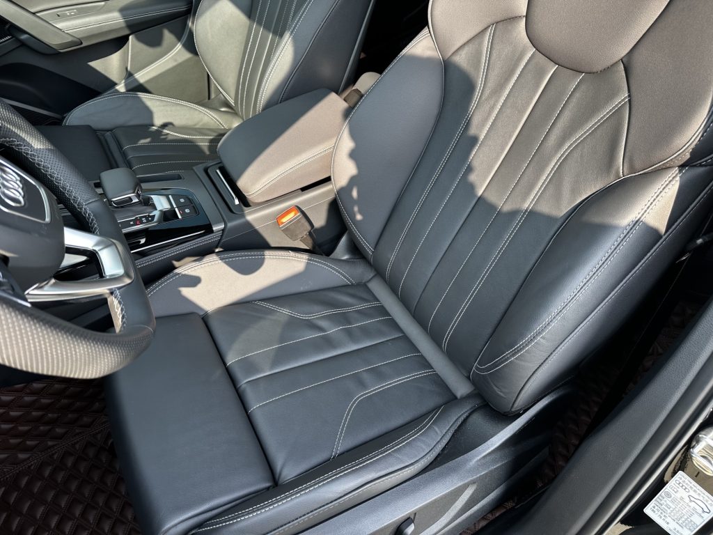 Audi Q5L 2022 45 Luxury Dynamic - Huishida Trading