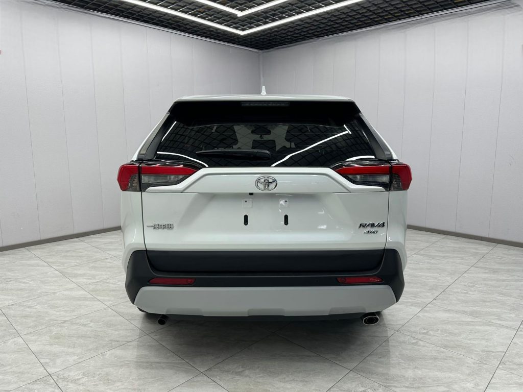 Toyota RAV4 RWD 2020 2.0L CVT 4WD Style PLUS Edition - Huishida Trading