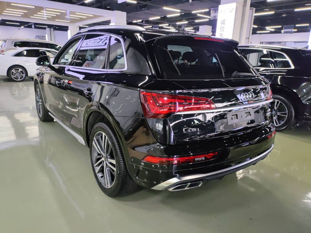 Audi Q5L 2021 45 TFSI Luxury Dynamic - Huishida Trading