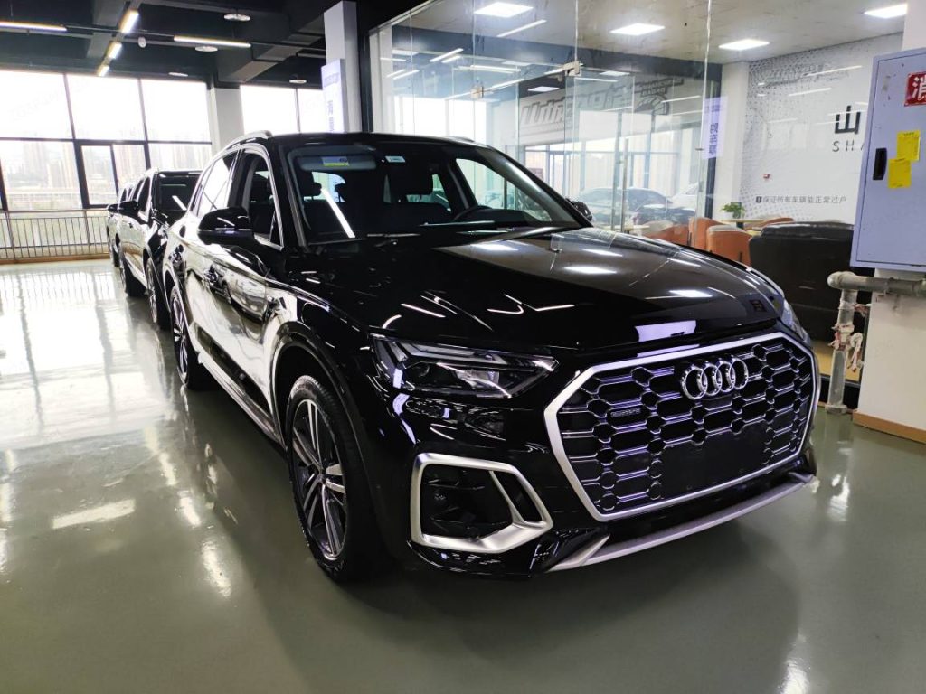 Audi Q5L 2021 45 TFSI Luxury Dynamic - Huishida Trading