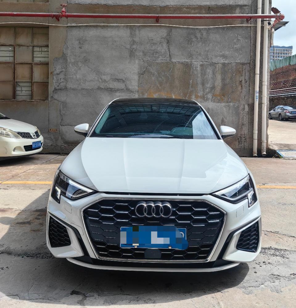 Audi A3L 21 35TFSI Fashion Sport - Huishida Trading