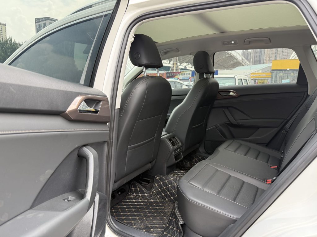 Volkswagen Tharu 2022 280TSI 2WD Deluxe - Huishida Trading