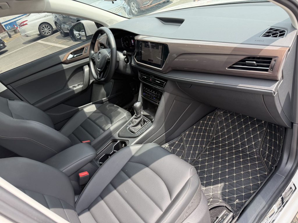 Volkswagen Tharu 2022 280TSI 2WD Deluxe - Huishida Trading