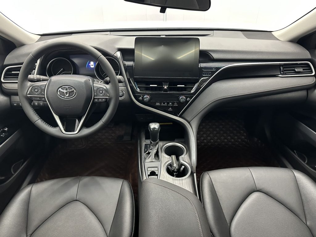 Toyota Camry 2021 2.0G Luxury - Huishida Trading