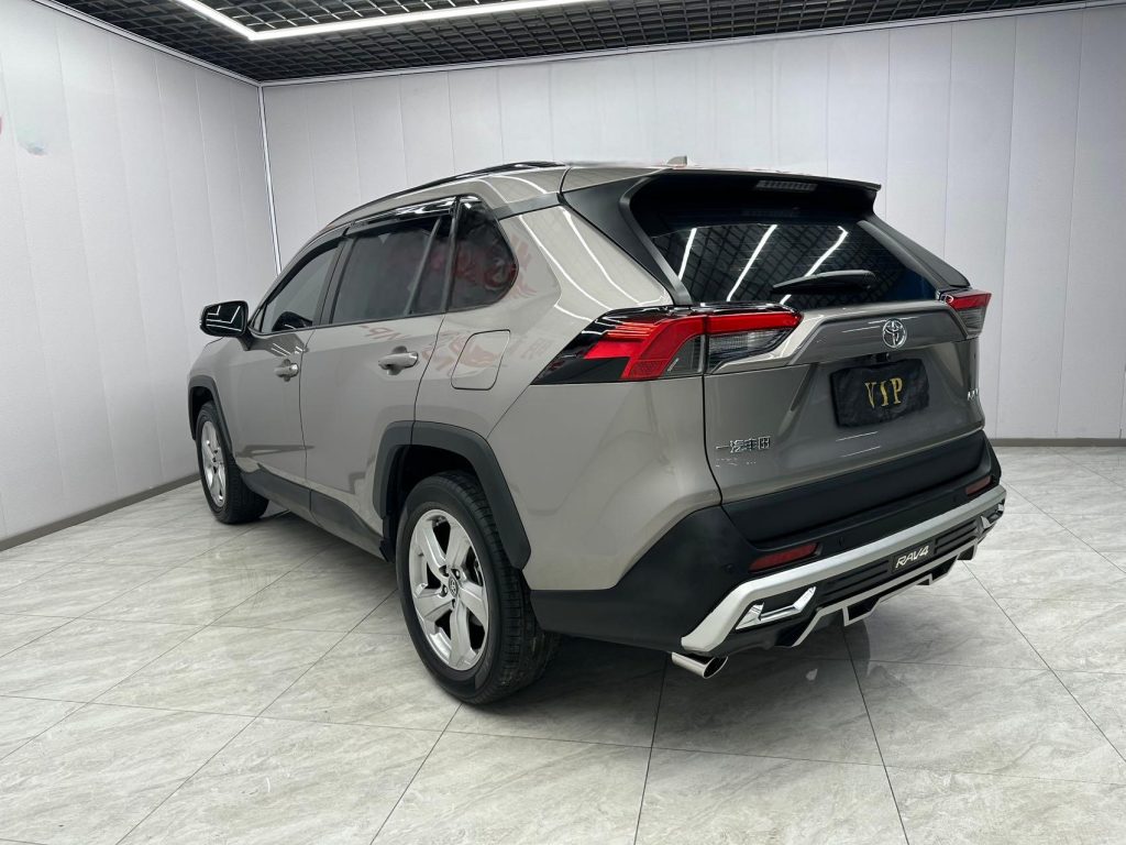 Toyota RAV4 2021 2.0L CVT 2WD Style PLUS Edition - Huishida Trading