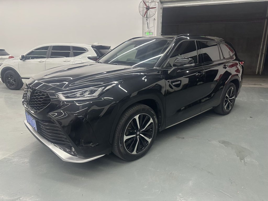Crown KLUGER 2022 2.5 4WD Premium - Huishida Trading