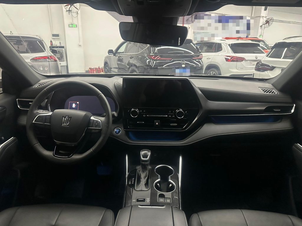 Crown KLUGER 2022 2.5 4WD Premium - Huishida Trading