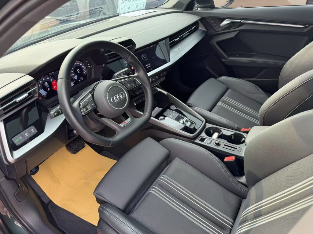 Audi A3 2022 Sportback 35 TFSI Stylish Sport - Huishida Trading