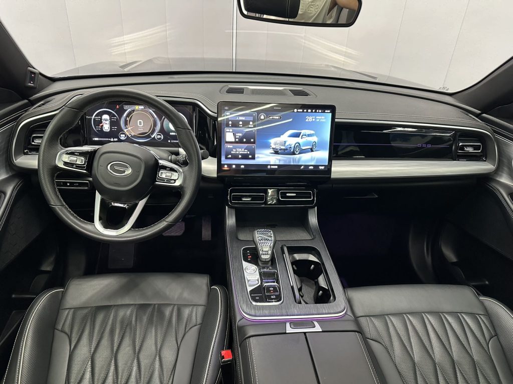 GAC MOTOR (TRUMPCHI )GS8 2022 Pilot Series 2.0TGDI 4WD Luxury Intelligent Link Edition (7 мест) - Huishida Trading