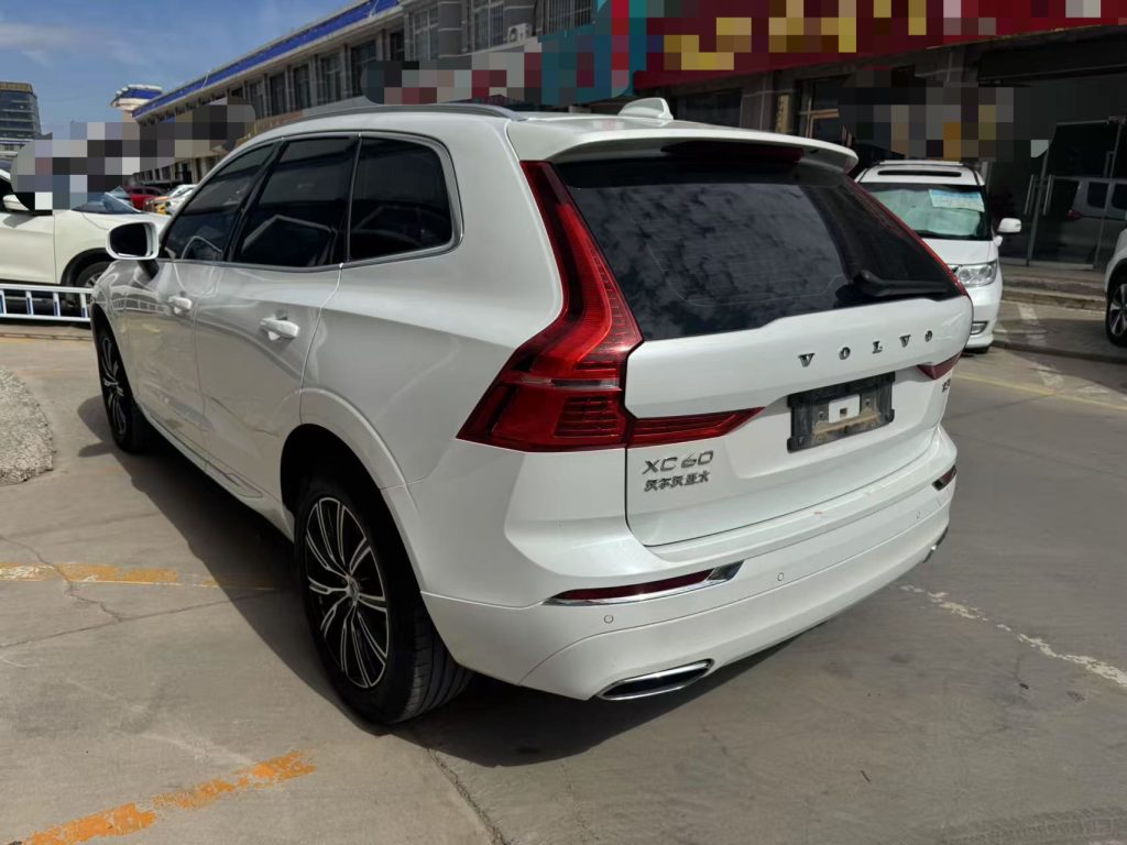 Volvo XC60 2020 T5 4WD Zhiyuan Deluxe Edition - Huishida Trading