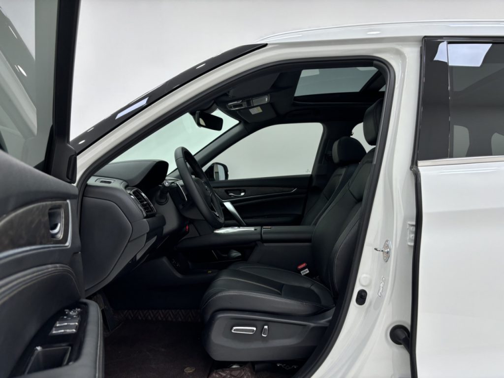 Honda UR-V 2020 370TURBO 4WD Premium Edition - Huishida Trading