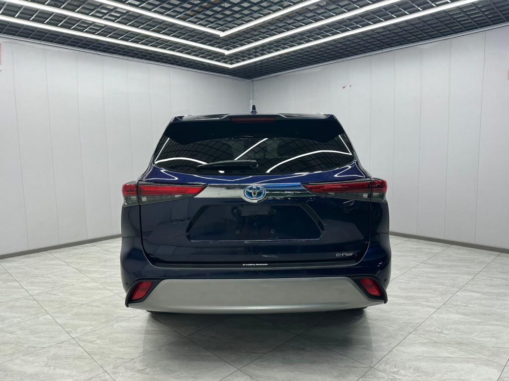 Toyota HIGHLANDER 2022 Twin Engine 2.5L 4WD Premium 7-местный - Huishida Trading