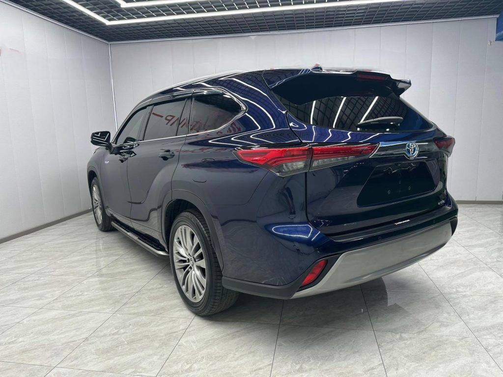 Toyota HIGHLANDER 2022 Twin Engine 2.5L 4WD Premium 7-местный - Huishida Trading