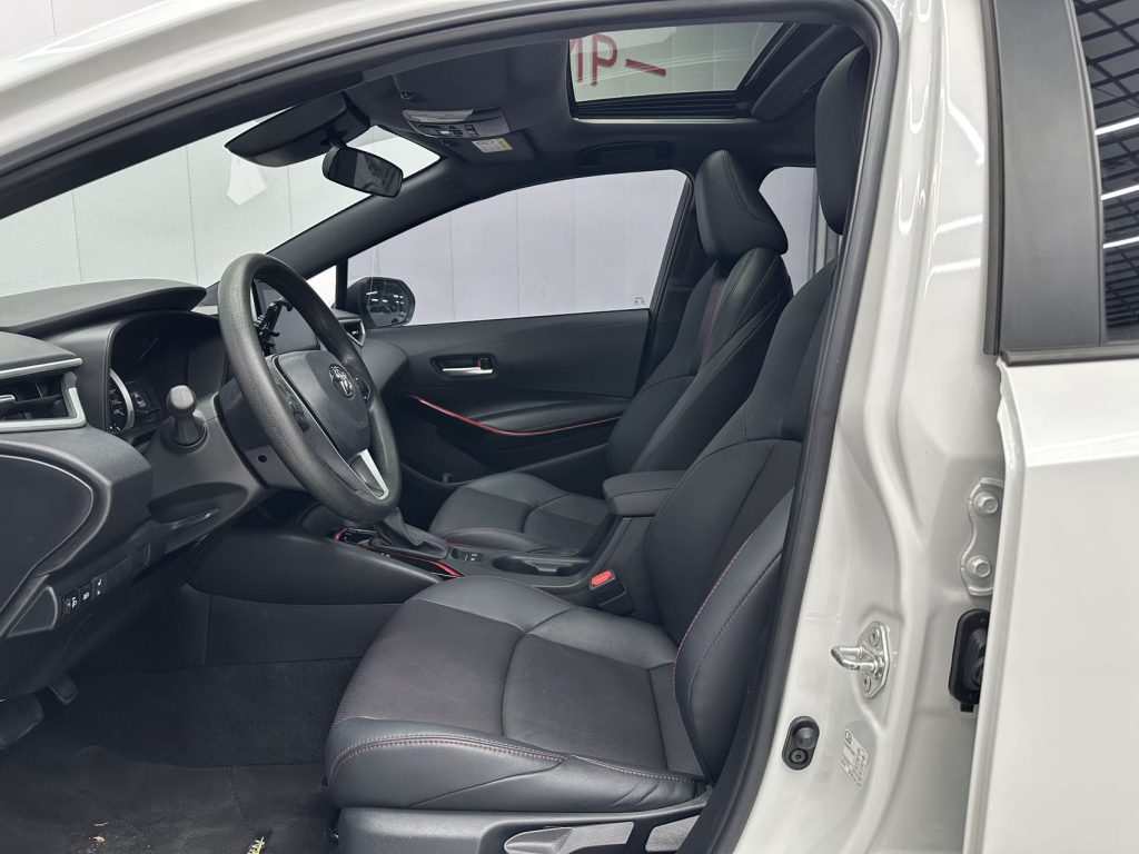 Toyota LEVIN 2021 185T CVT Sport - Huishida Trading