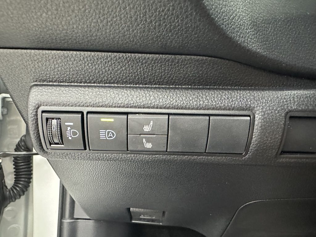 Toyota LEVIN 2021 185T CVT Sport - Huishida Trading
