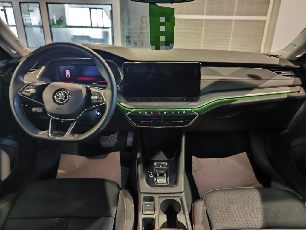 Skoda Octavia 2021 PRO TSI280 DSG Flagship Edition - Huishida Trading