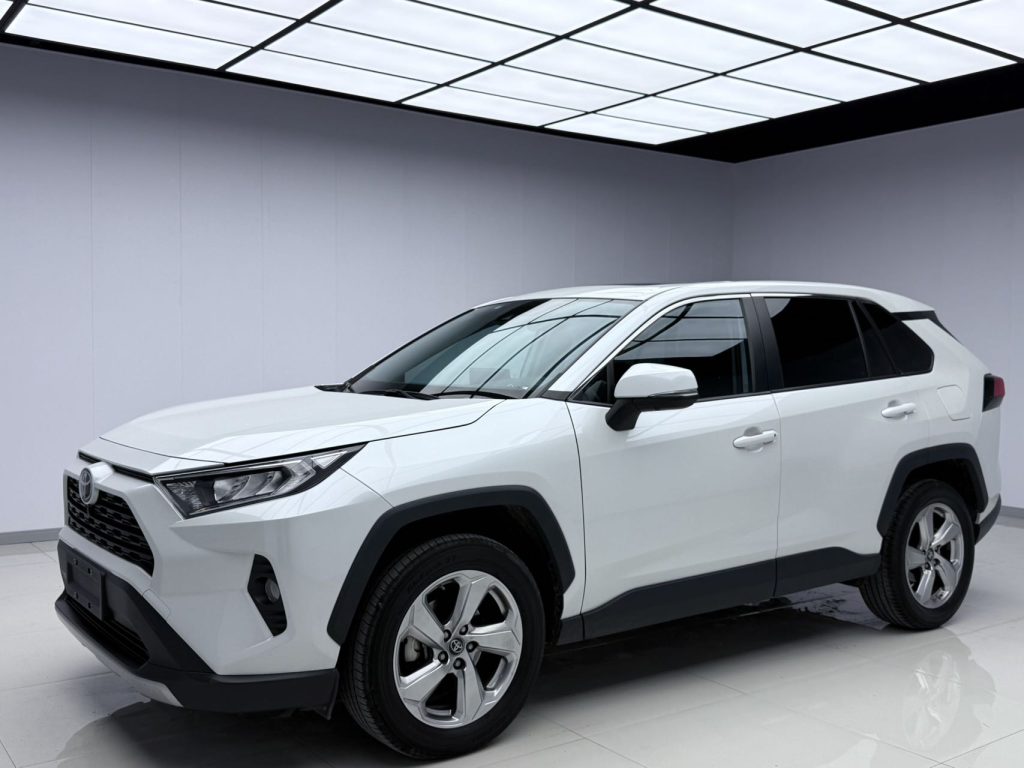 Toyota RAV4 2021 2.0L CVT 2WD Style PLUS Edition - Huishida Trading