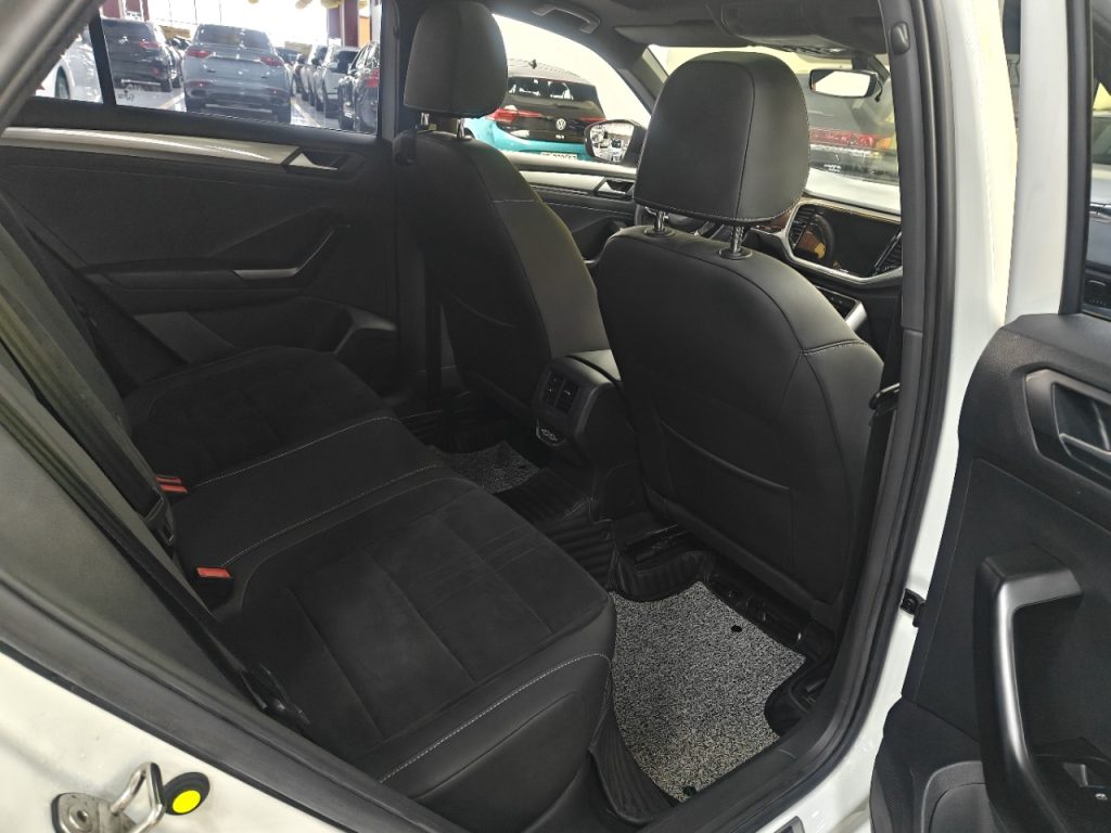 Volkswagen T-ROC 2022 280TSI DSG 2WD R-Line Pro PLUS - Huishida Trading