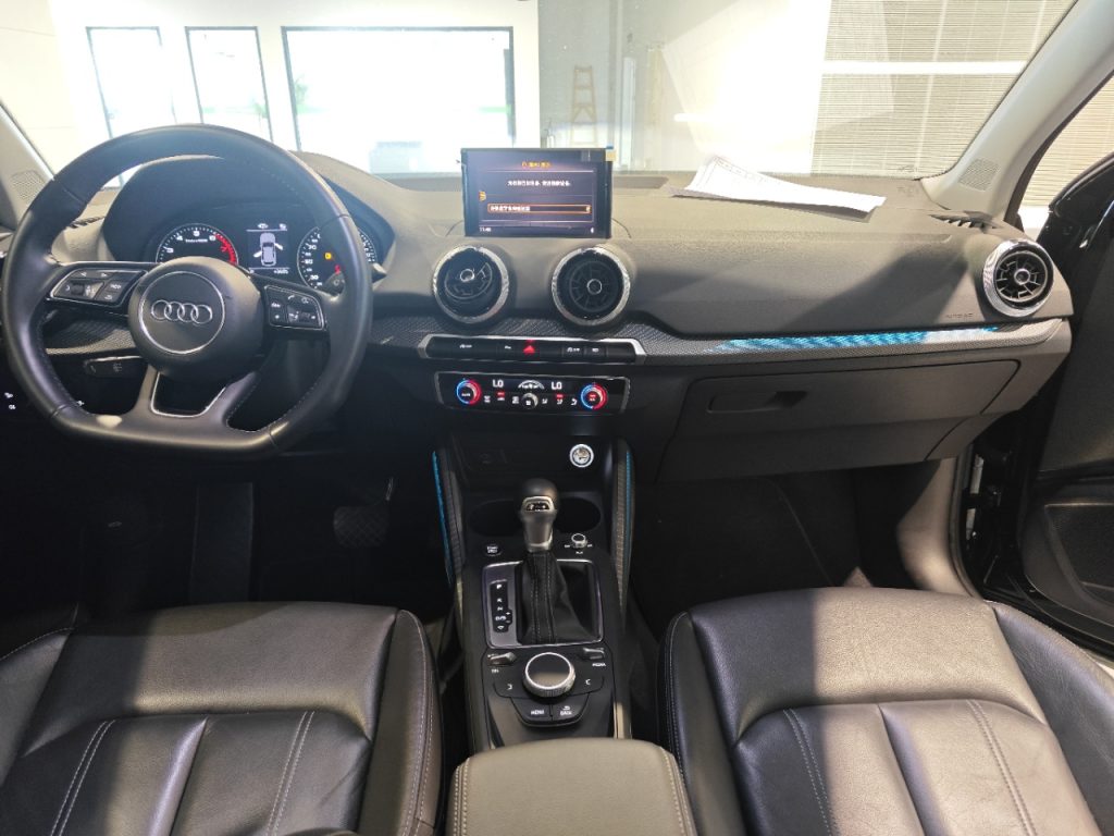 Audi Q2L 2022 35TFSI Dynamic Fashion Type National - Huishida Trading