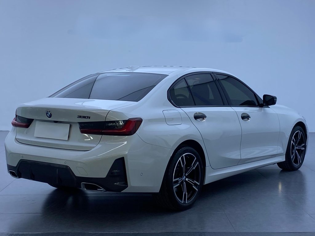 BMW 3 серии 2024 325i M Sport Package - Huishida Trading
